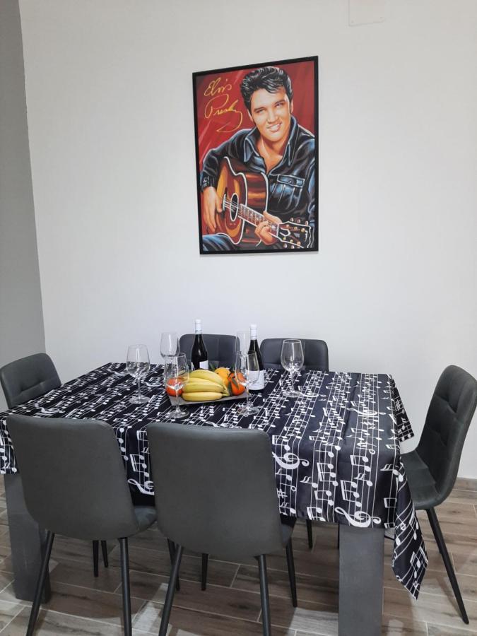 The Home Of Music Stars Catania Luaran gambar